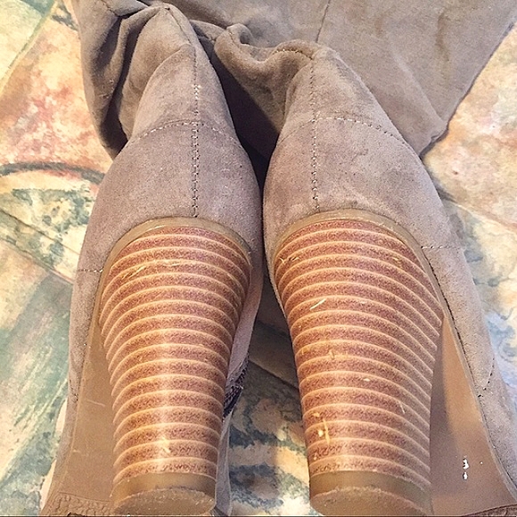 🌺Rue21 Taupe Suede Scrunch Boot (6/7)🌺 - Picture 13 of 14